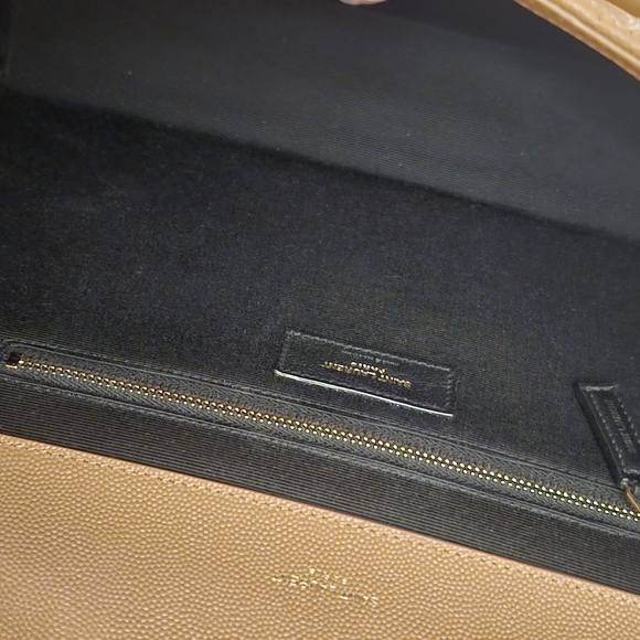 Saint Laurent Tan Quilted Leather Bag - Picture 16 of 16